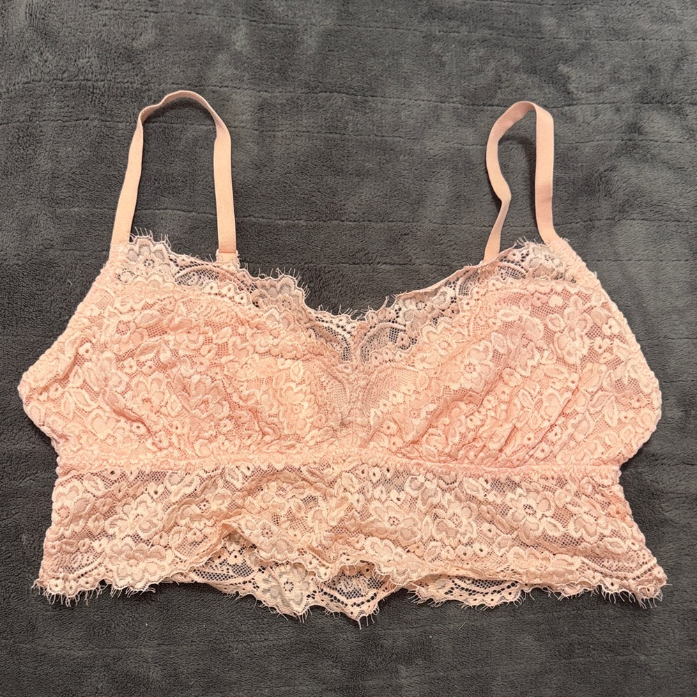 Aerie Lace Bandeau in Soft Pink